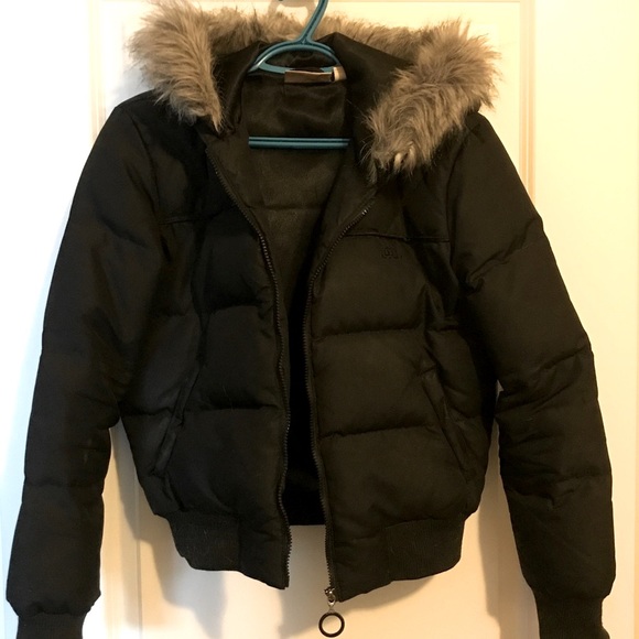 Vintage JLO bubble bomber coat w/ grey faux fur trim. - Picture 4 of 5